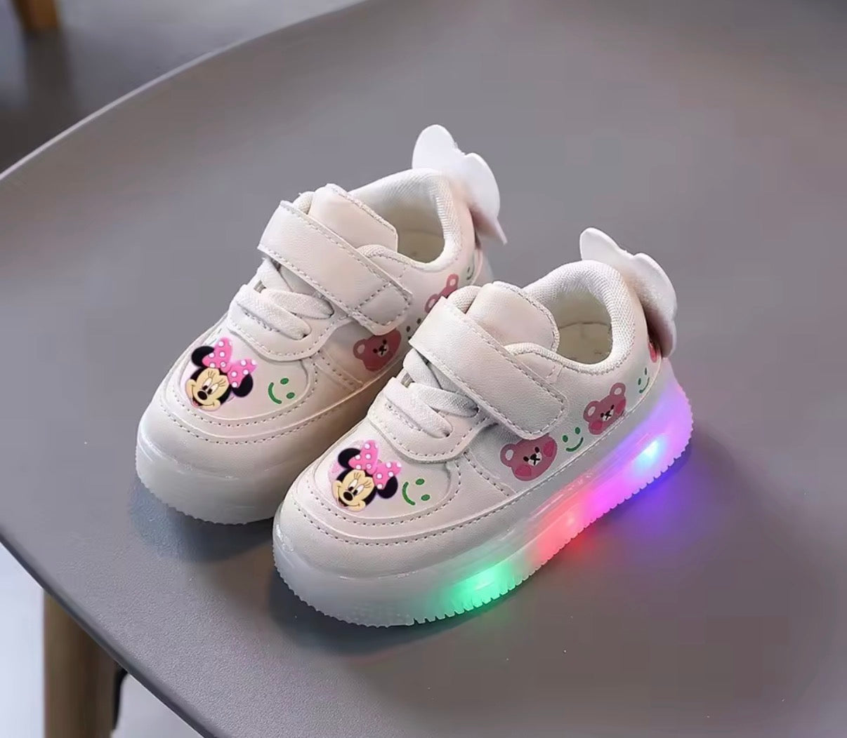 Girls Lightup Trainers