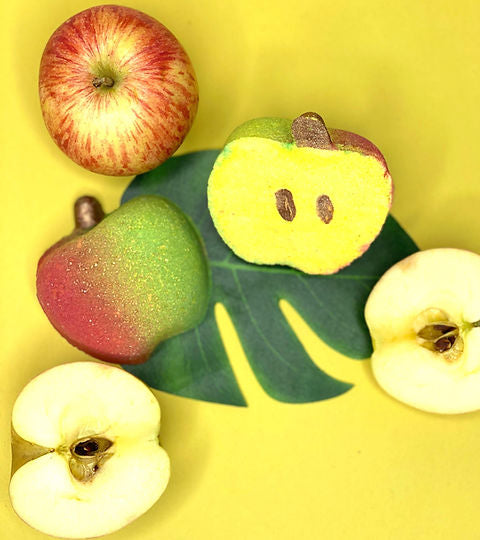 Apple - Licious Bath Bomb