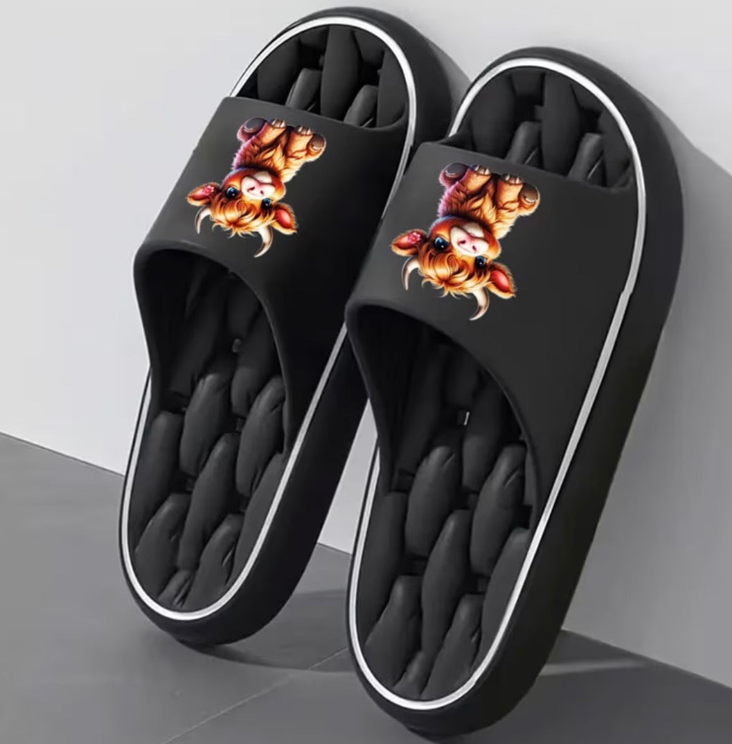 Ladies Highland Cow Sliders