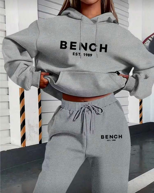 Women’s Tracksuit