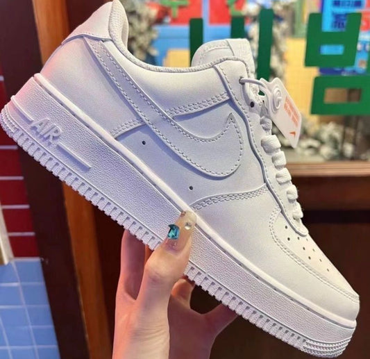 Ladies/Mens Trainers