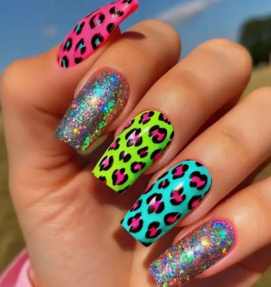 24pcs Leopard Print Nails