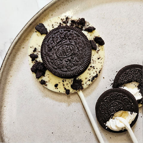 Oreo Biscuit Chocolate Lolly